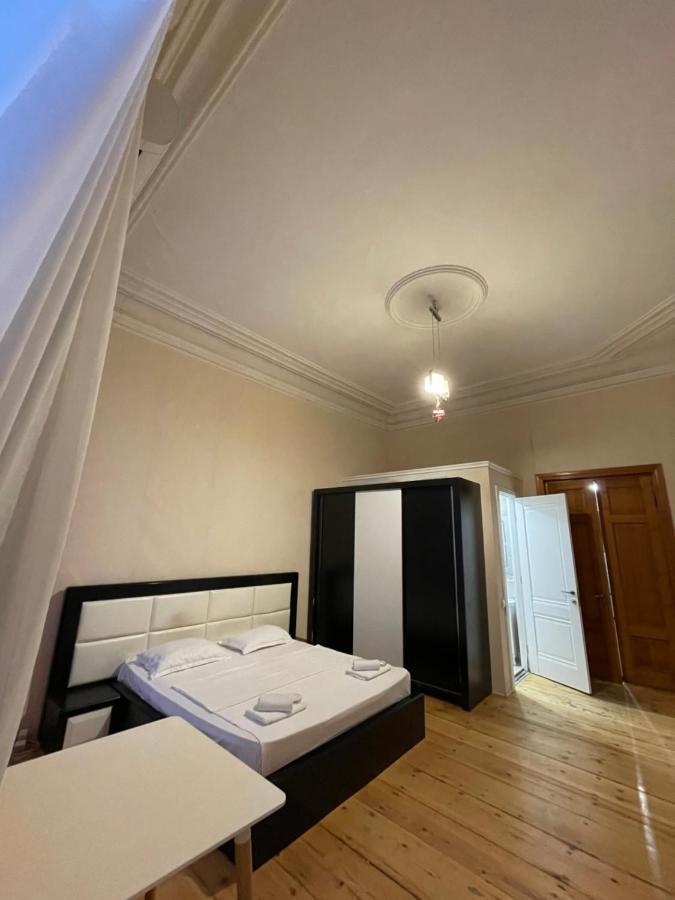 Downtown Room Tbilisi Luaran gambar