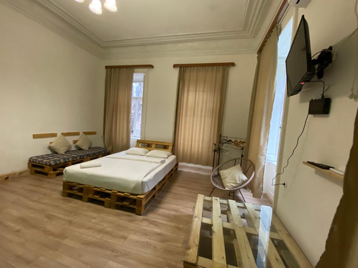 Downtown Room Tbilisi Luaran gambar